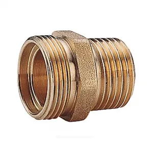 Ниппель латунь переходной Ду 15х16 (1/2") НР R180R Giacomini R180RY015